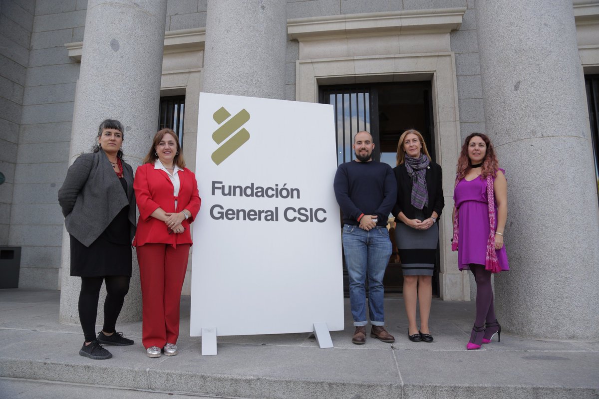 FGCSIC's tweet photo. Ganadores #ProgramaCOMTE Dévora Zurro @imfcsic,Carmen Carpio @uclm_es,Félix Labrador @urjc, Chantal Pérez @InfoUMA Raquel Lázaro @UAHes https://t.co/DTpPj03vuD