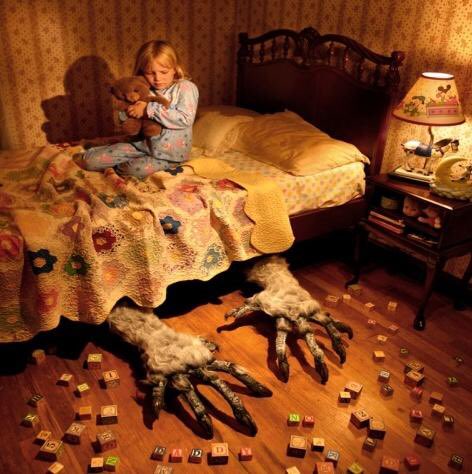 an000bis's tweet photo. Don't be a afraid of me at night I'm just getting bigger for you https://t.co/cq6N750BQC