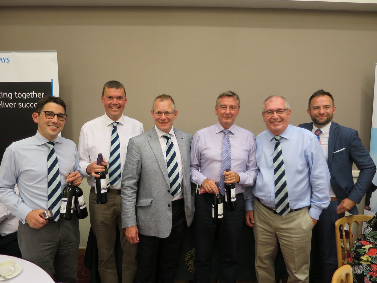cbgs16's tweet photo. The winning team, with 120 points, collect their prizes - a very happy crew!! #teamwork #dovetail https://t.co/RER4ukX8bx