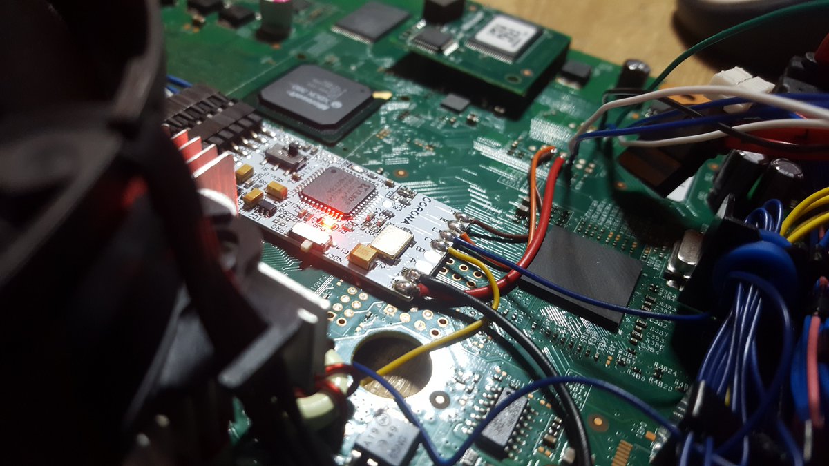 Chipnmodz's tweet photo. Pose de puce pour le #Hack #RGH #ResetGlitchHack sur #Xbox360 ! Lancez vos #Homebrews et #backups sur votre Xbox360
https://t.co/BgcZT69AKP https://t.co/2XxGutmitJ