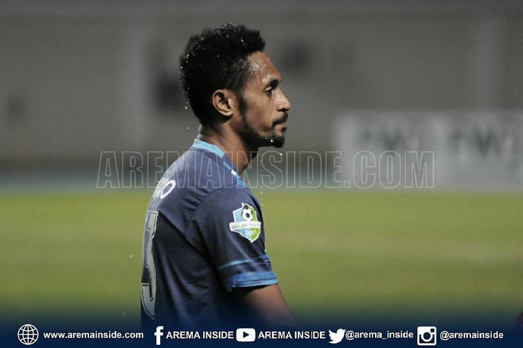 arema_inside's tweet photo. HT: Sriwijaya FC 1-1 Arema FC
Komentar umak tentang gol Marko Kabiay nawak!!! #aremainside #arema #aremafc #singoe… https://t.co/wy5LlV76Js https://t.co/rQWj4nGEqs