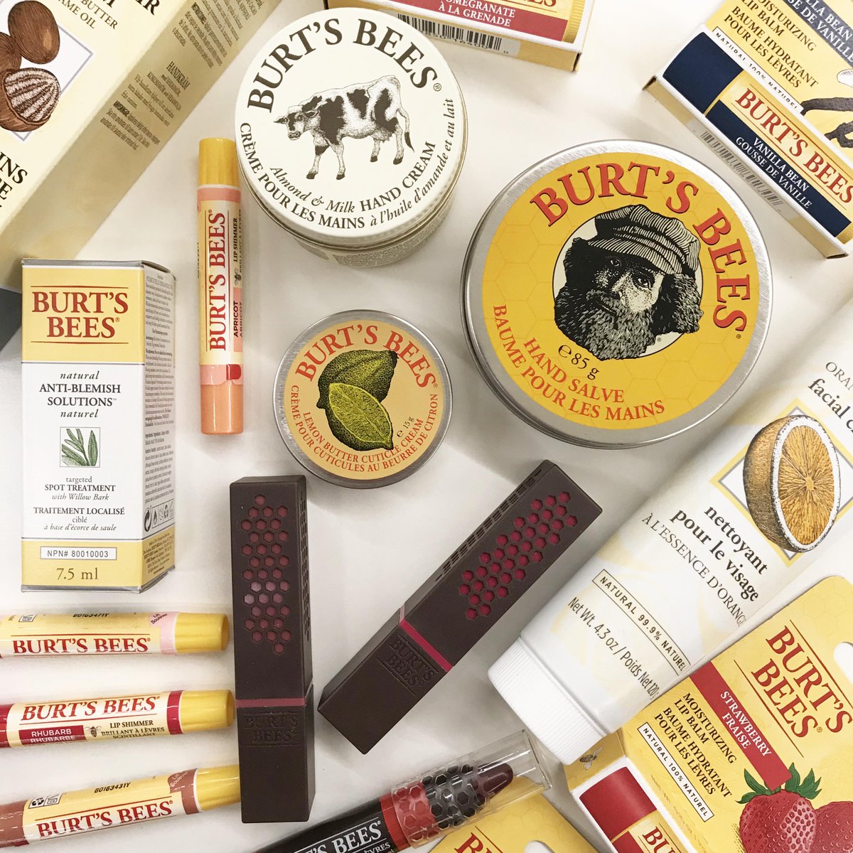 RT &amp; follow to #WIN 1 of 5 <a href="/BurtsBeesUK/">Burt's Bees UK</a> bundles! Competition ends 23:59 20/10/17, Ts&amp;Cs apply please see bio ❤️ #fridayfreebie