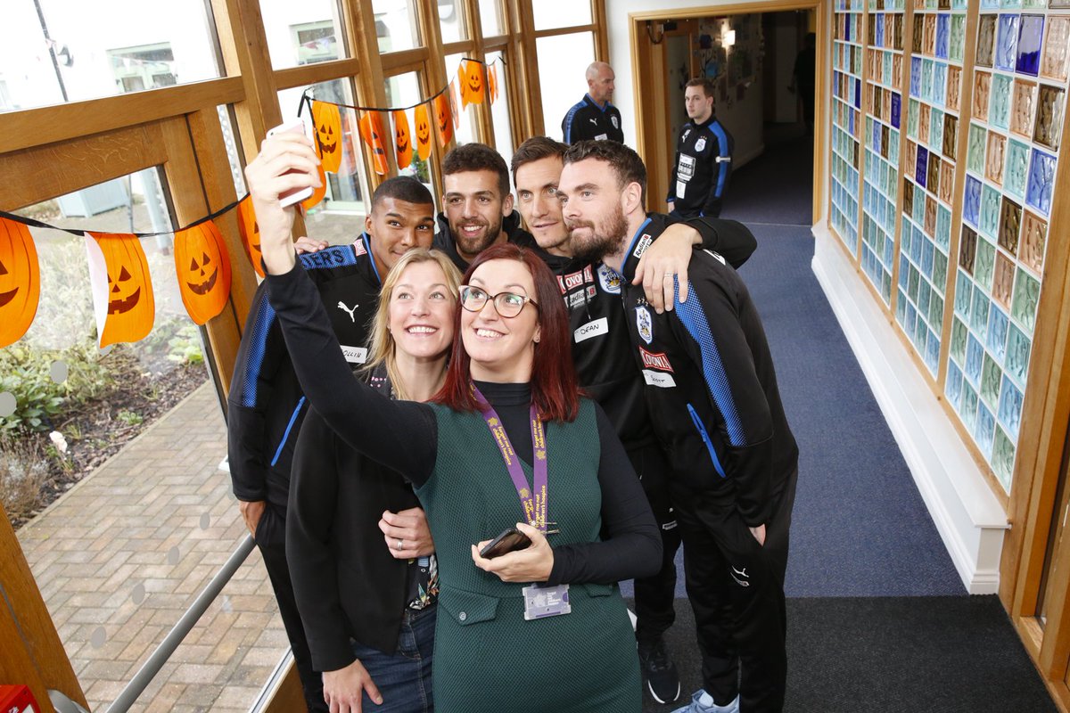 ForgetMNotChild's tweet photo. Look who came to visit us yesterday! Thank you @htafcdotcom for coming to meet our families and hear more about what we do #TheMagicOfYes https://t.co/Q2Nbd1HBnX