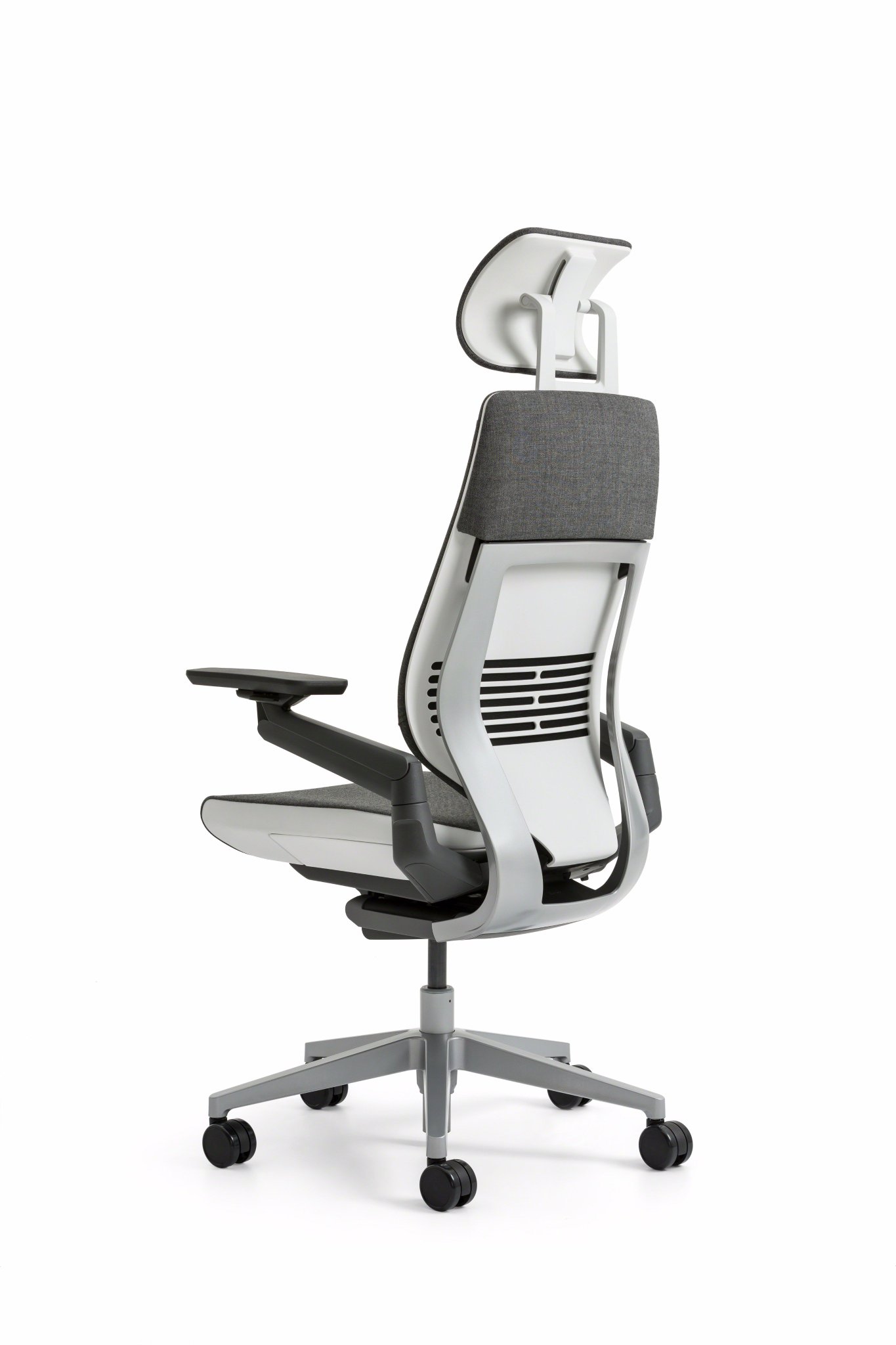 Steelcase Uk On Twitter Our Task Chair Gesture With Headrest Wins Germandesignaward 2018 Https T Co Lddf7cboxm Office Taskchair Design