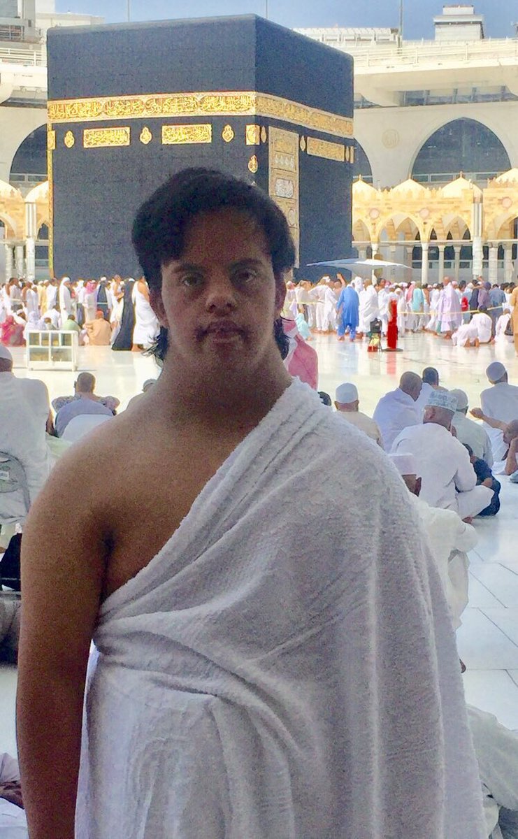 بالصور ولي العهد السعودي يلتقي وفد صوت متلازمة داون