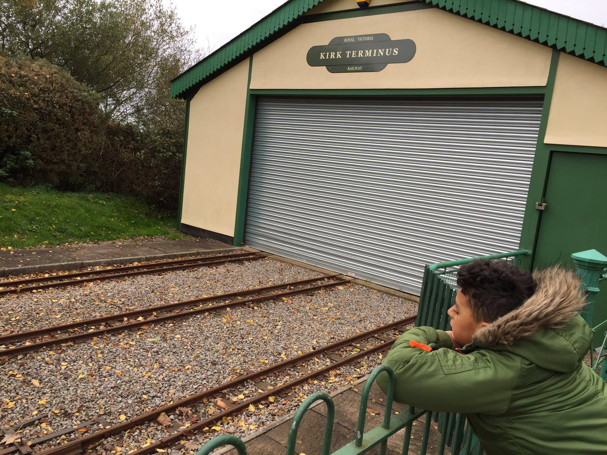 LWS_Lifeskills's tweet photo. Waiting for the trains @LWSAcademy #LWSCultureDay https://t.co/hUe9mehaZY