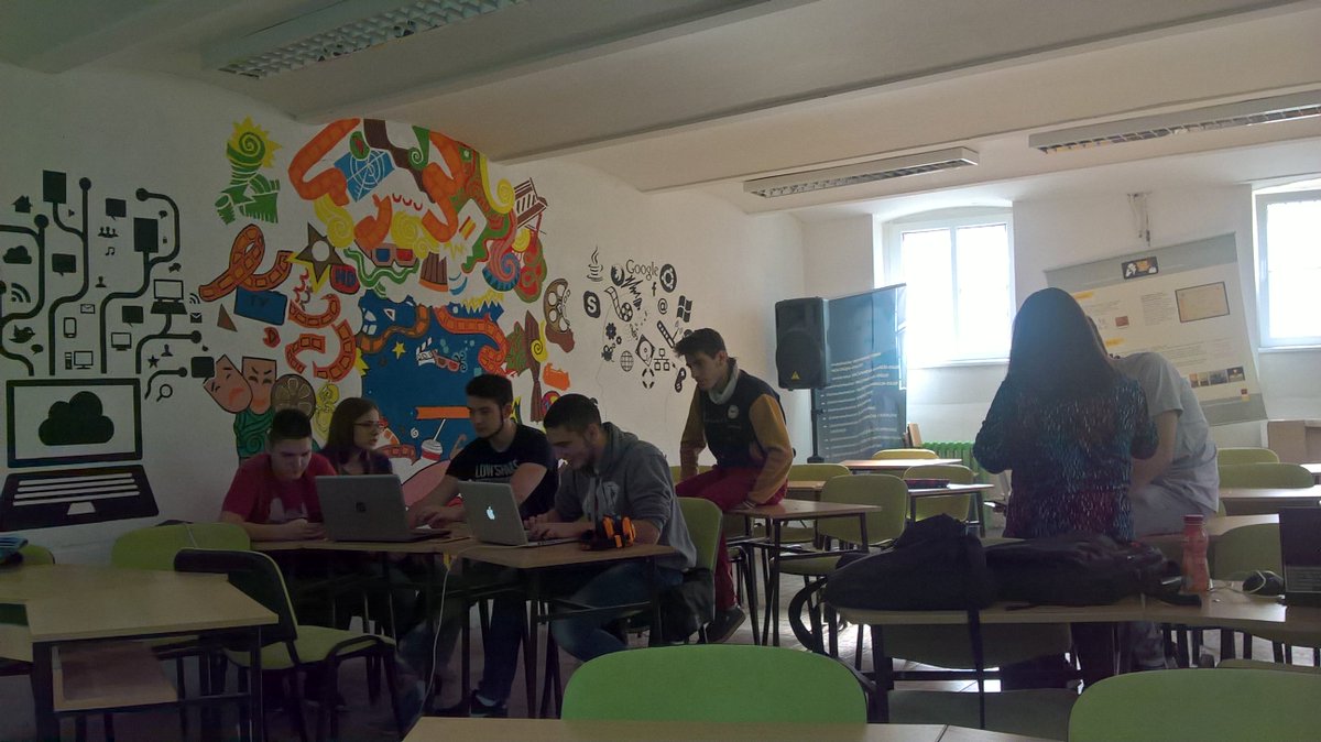 nadascd's tweet image. #HandsOnHack #codingjam #fcl_eun Team MMProgrammers