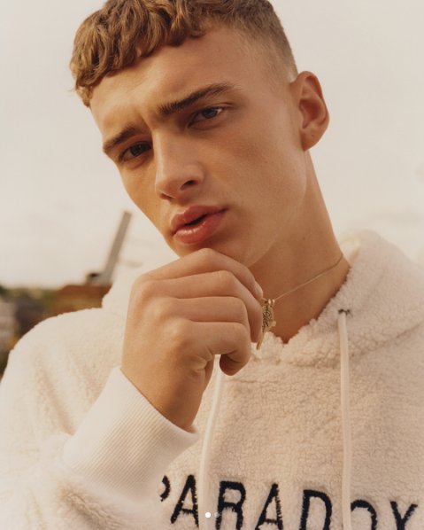 Photographer <a href="/MarkShearwood/">Mark Shearwood</a> shoots for <a href="/Bershka/">BERSHKA</a> – Menswear Campaign A/W17 #markshearwood #photography #malemodel #model #campaign #Bershka