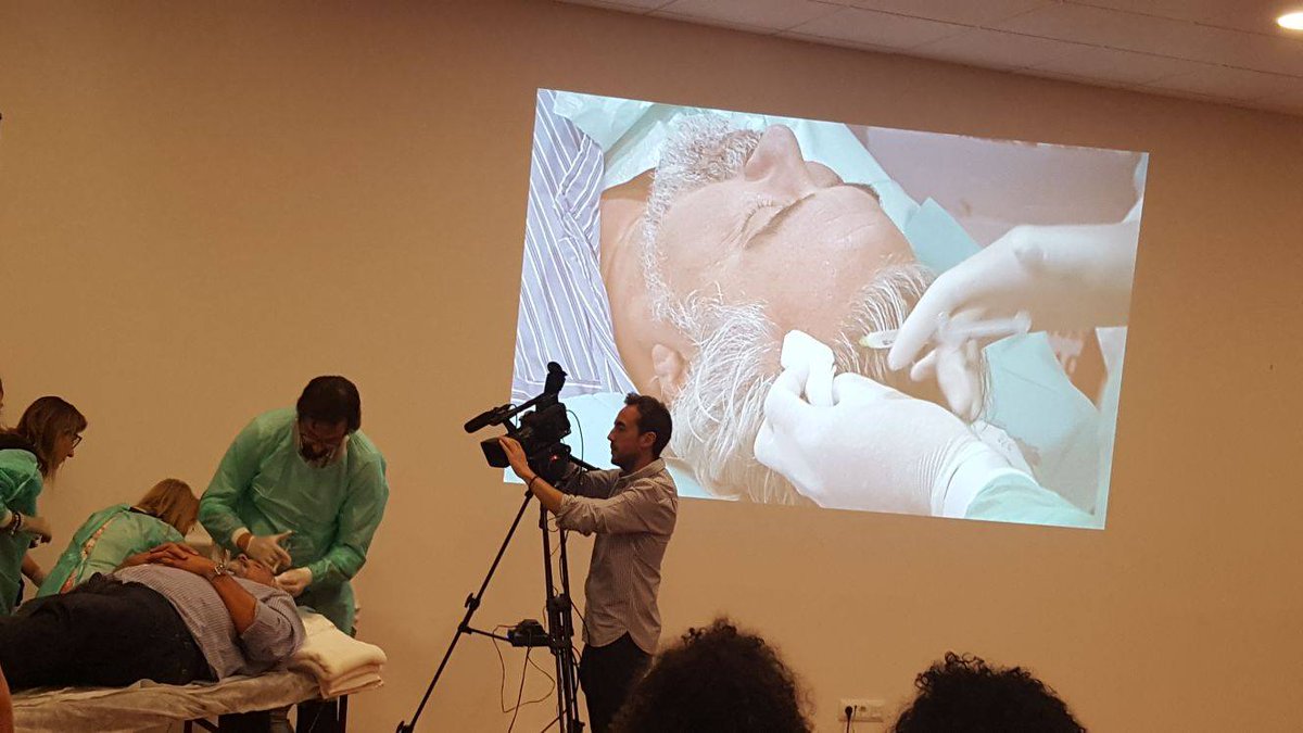 DrHernanPinto's tweet photo. Ayer realicé un Taller sobre el Sistema Rigenera® en las Jornadas de la #Ameclm https://t.co/WlSJARzlfn