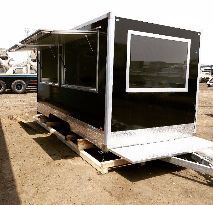 Luxury_Trailers's tweet photo. الموديل : FK-04💥
الطول : ٤.٥٠م
العرض : ٢.١٠م
الارتفاع : ٢.٥٠م
,
Everything Looks Better With #Luxury_Trailers
,
#عربات #ترك #العربات_الفاخرة https://t.co/oVLClfn2wB