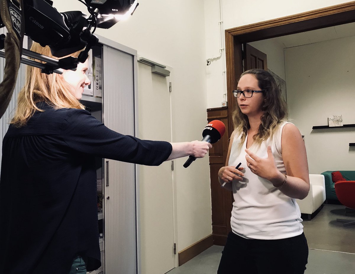 .<a href="/steffiedesart/">Steffie Desart</a> staat <a href="/VTMNIEUWS/">VTM NIEUWS</a>  te woord over onderzoek naar bore-outs #kuleuven