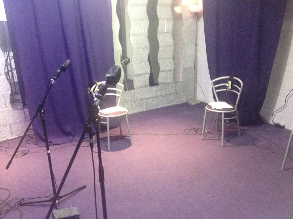 Pro2studios's tweet image. Third string session in 2 weeks @Pro2studios using our #coles4038 ribbon mics. #pro2studios #onlinemixing #hybridmixing