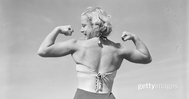 DigitalFizz's tweet photo. Lean In and look @GettyImages' powerful images of #women and #girls showing their #diverse strengths 📷: Bettmann https://t.co/n5Zsveiqib https://t.co/h6AfE23tV7