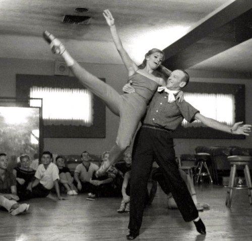 Happy Birthday to Fred Astaire\s favorite dancing partner (for a good reason), the glorious Barrie Chase. 