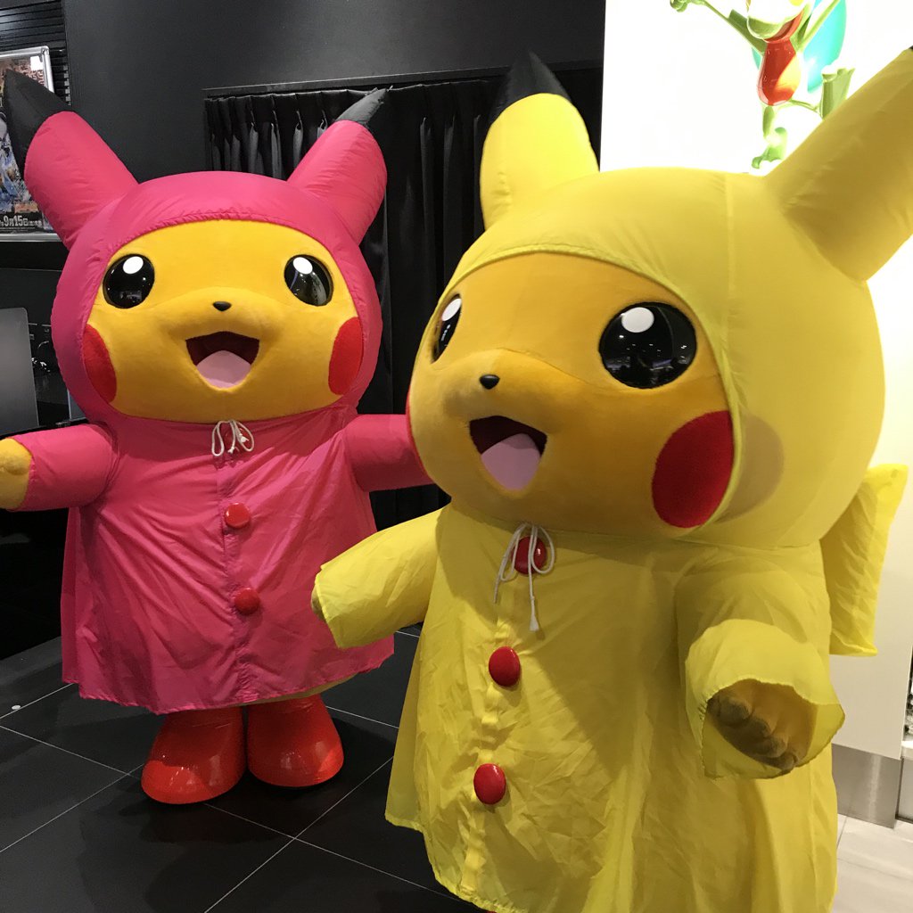 はじめまして、メスのレインコートピカチュウ #ポケモンセンター