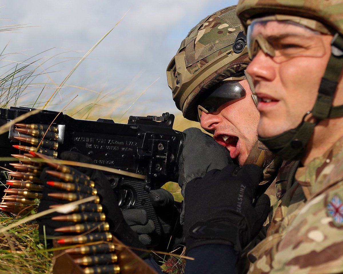 RoyalNavy's tweet photo. Fire and fury on the Welsh ranges from Royal Marines Nuclear guardians #43Commando Fleet Protection Group https://t.co/2LvWfnm2bO https://t.co/IaXToLN3W6