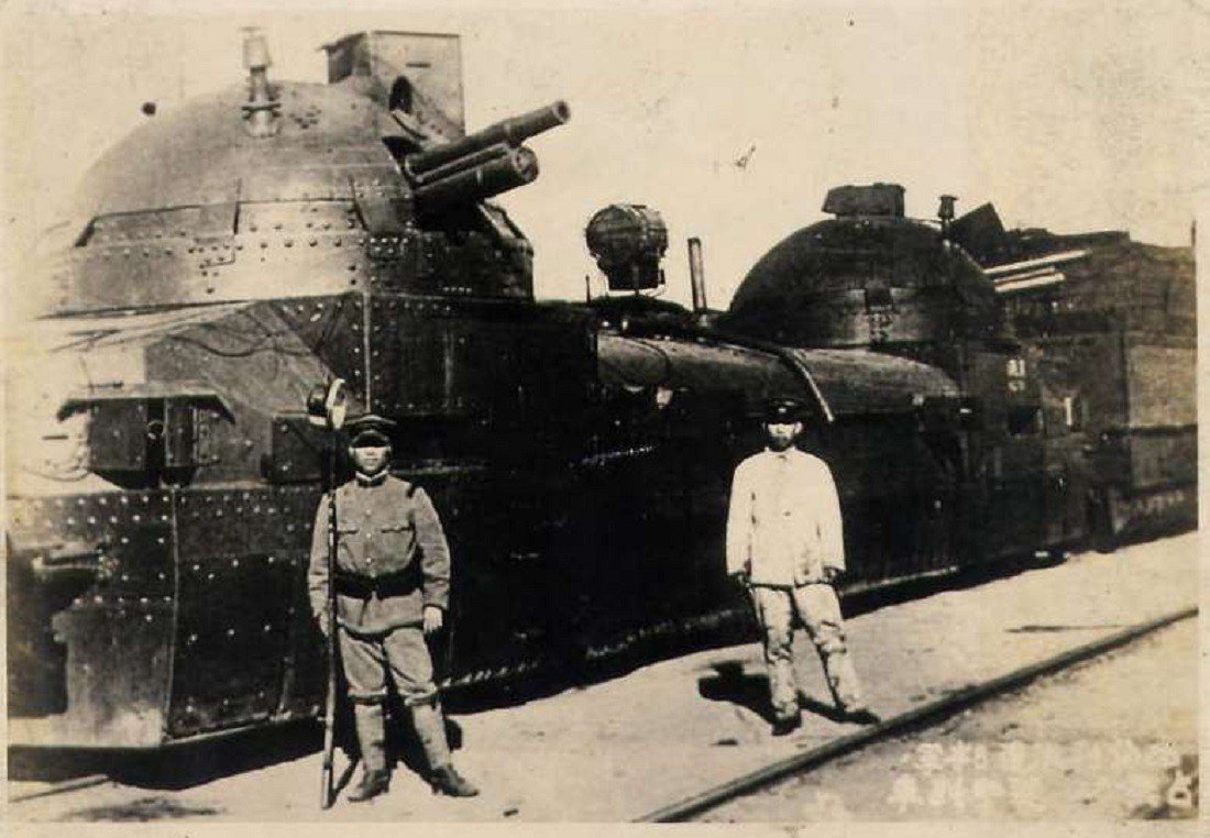 その装甲列車はこの「Заамурец」ですね BF1に出てくる装甲列車の元