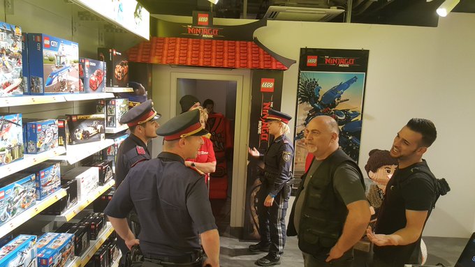 View image on Twitter