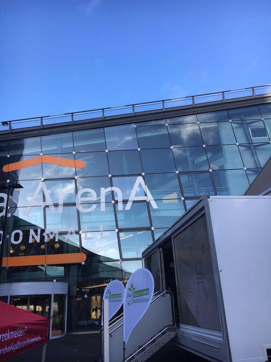 UD_installateur's tweet photo. Kom je ook langs? Wij staan er klaar voor! Samen met @ABB_Installatie #WoonIDWeekend @Villa_Arena https://t.co/QF8VzusUih