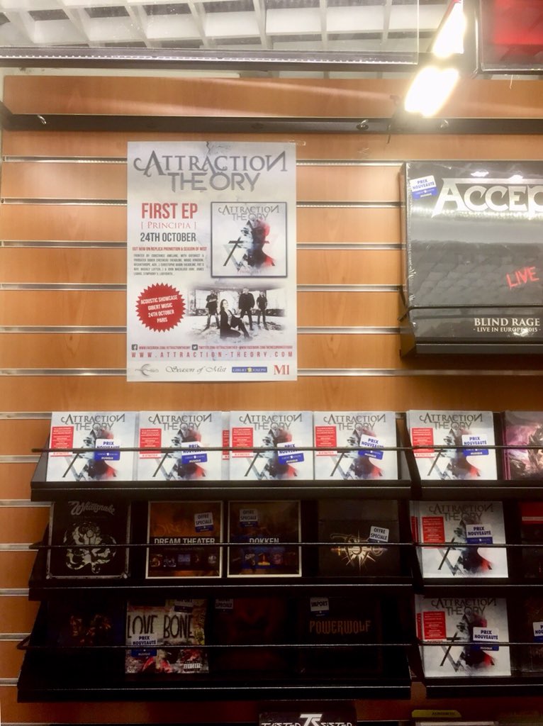 AttractionTheo's tweet photo. It seems you can already #BeAttracted to #GibertMusique #Paris ;)) @REPLICAPROMO @RTV957 @garnier_olivier @RockHardFR @hardforce https://t.co/jBept0IjqW