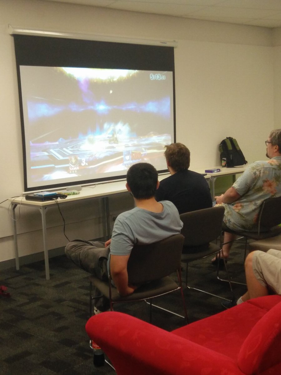 UC_GameDev_Club's tweet photo. The tournament begins! #UCGDC #LANNIGHT 😱 https://t.co/S2vWoLkL67