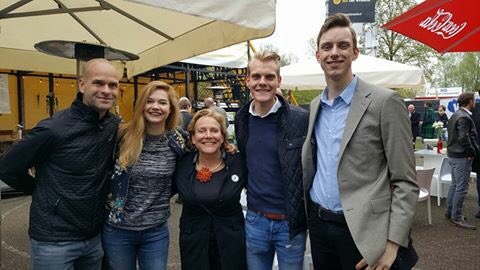 PJBakhuis's tweet photo. Beste @AnkCdk / @Woordvoerdercdk , veel succes gewenst in Den Haag en bedankt voor de mooie samenwerking bij @JROverijssel ! https://t.co/gZYSCXd7Jz