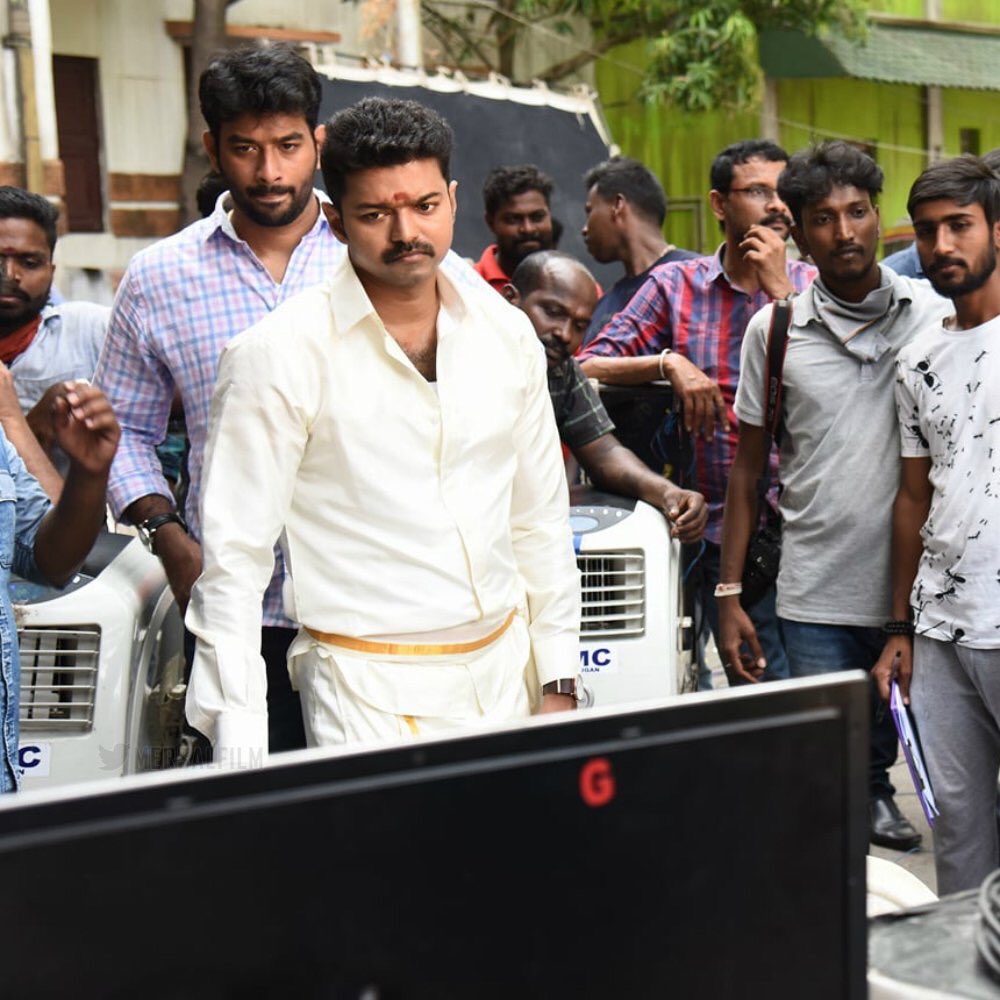 VijayAnjith's tweet photo. #Mersal https://t.co/AlooJl2C8G