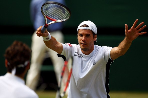 Cuando el punto parece perdido... solo queda intentar que el rival se despiste. ¿Ridículo o buena estrategia? goo.gl/4ZAZ7z