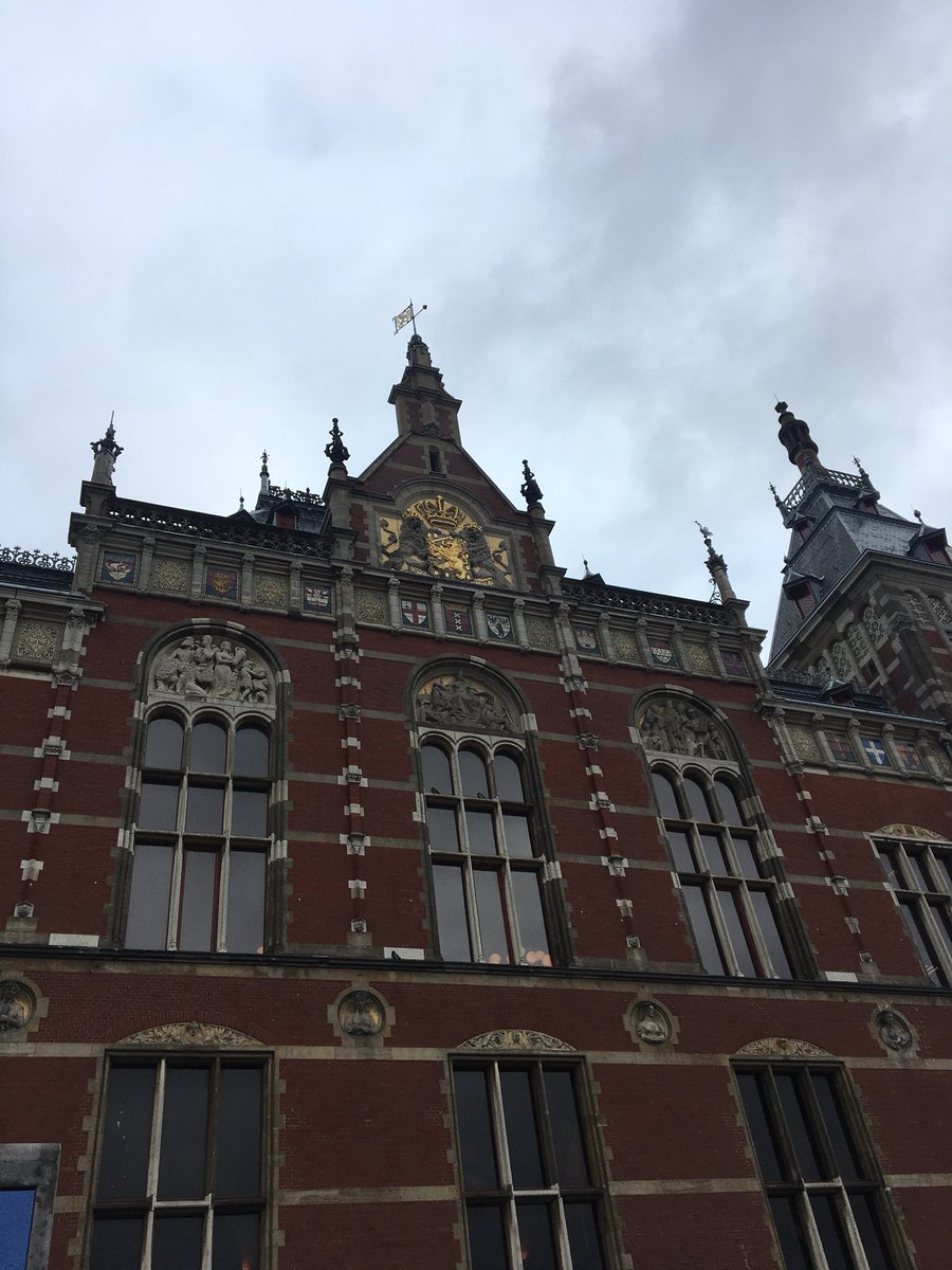 Arrivée à <a href="/Iamsterdam/">I amsterdam</a> pour <a href="/ADE_NL/">AmsterdamDanceEvent</a> et notre #ConfElectro <a href="/sacem/">Sacem</a> <a href="/yuksek/">YUKSEK</a> <a href="/OlipeMan/">Olivier Pellerin</a> Pays Bas grande nation culture et création