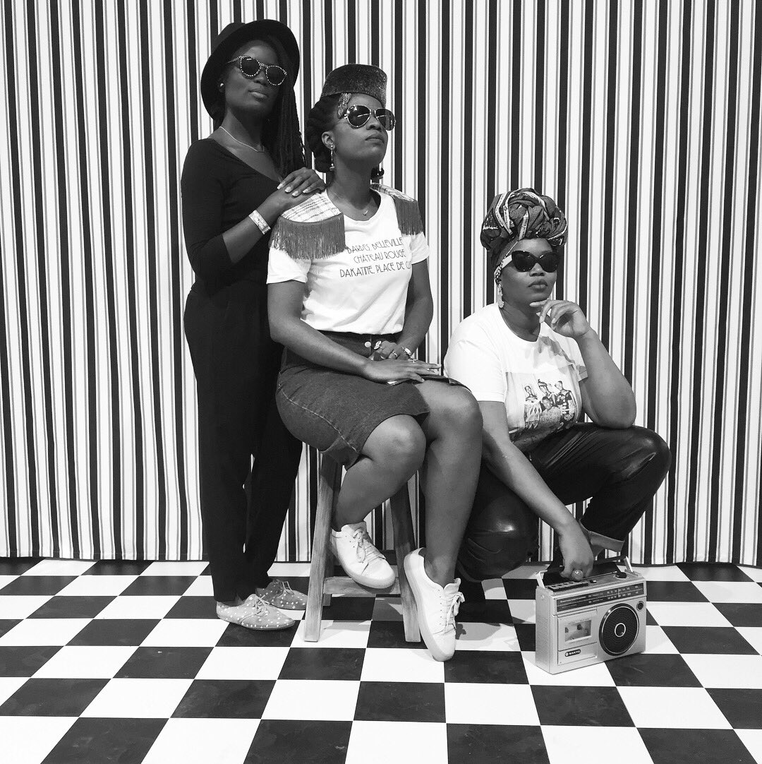 LittleAfrica__'s tweet photo. Mali twist a 1 STUDIO PHOTO ouvert à la fantaisie où vous êtes tous invité à prendre la pose 📷 & partager vos clichés avec le #studiomalick https://t.co/ZGEVR2XWuF