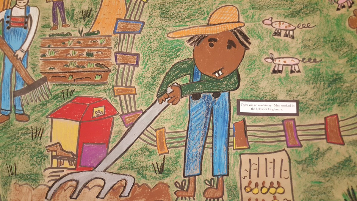 ArtsAtLarge's tweet image. It's Gallery Night &amp;amp; Day! Join us 5-8pm for "artsHUBmke" featuring the work of three local schools!