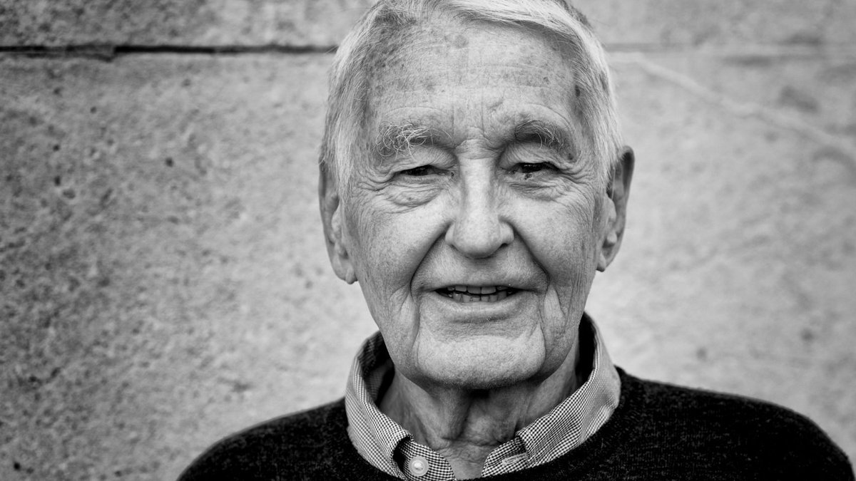 RIBA's tweet photo. The architect who reminds us council housing can be beautiful via @guardian https://t.co/pfEFAaG0bo #RoyalGoldMedal https://t.co/6xDJVOUygI