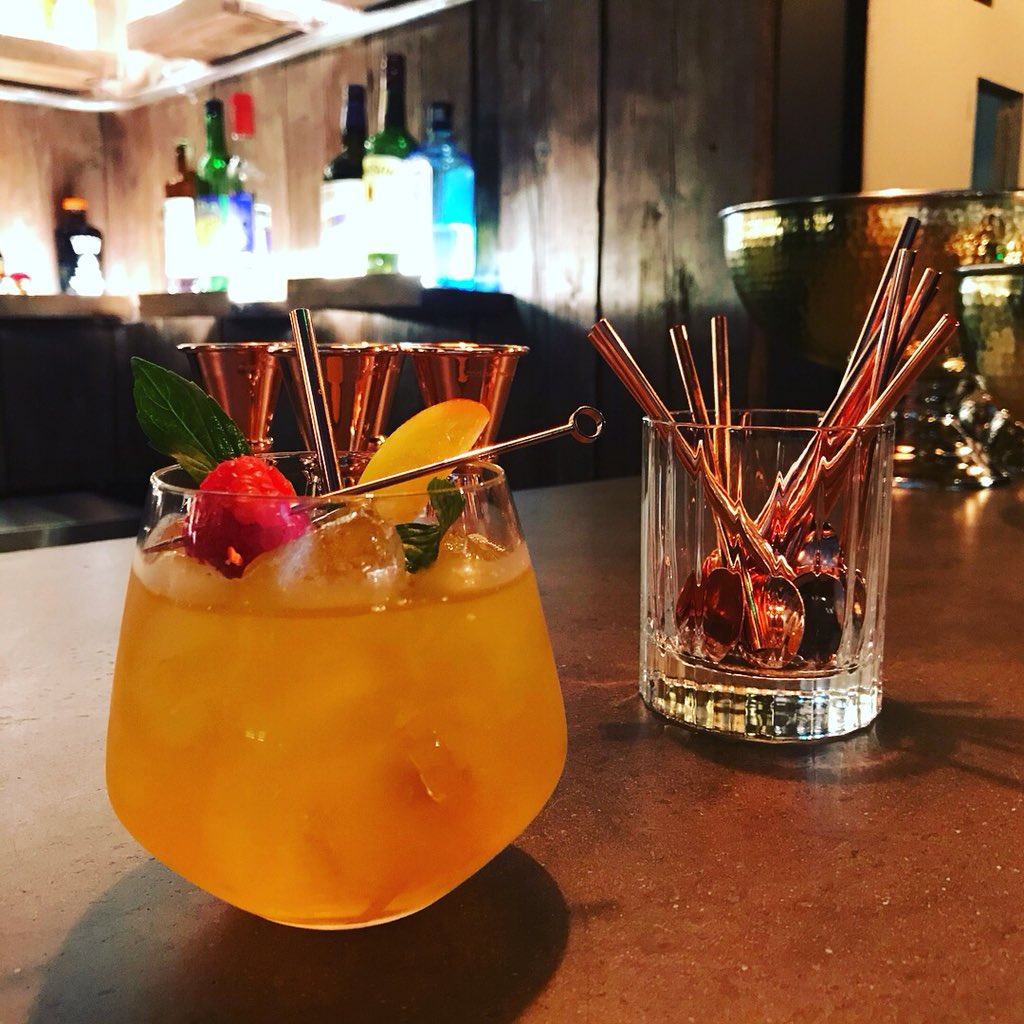 samwylieharris's tweet photo. Cognac c’est chic! Cocktail masterclass with @super.lyan #Martell #CocktailComposition https://t.co/mgZzBW0htx