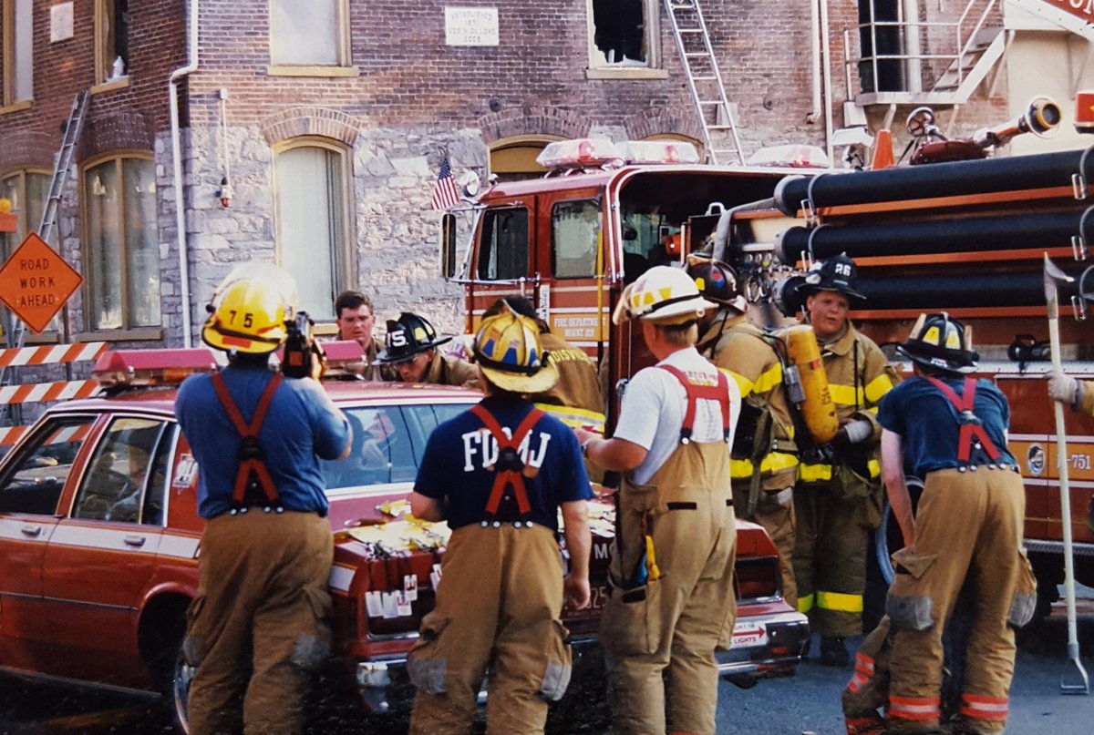 zeke4129's tweet photo. Mill Fire N. Market st. Mount Joy Pa. (1997) #fdmj @EngineCompany75 @FDMJ75 #truck75 #fire #Lancastercounty #Pa #mtjoyfire https://t.co/XksCiufQfY