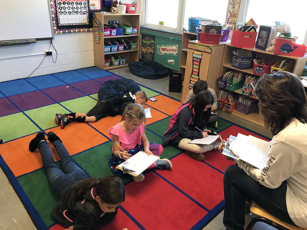 henryfreedman's tweet photo. In Mrs. Andryshak's class students are working independently, small groups and with partners.   Differentiation in action. https://t.co/0D1Doos1PK