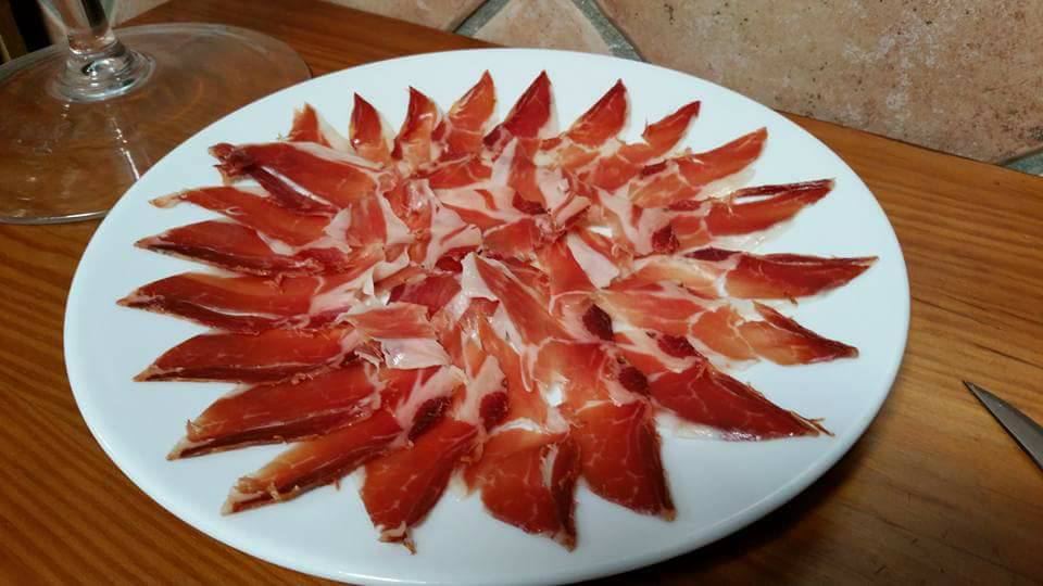 Tienes ya planes para el fin de semana?
Tenemos preparada una magnífica oferta gastronómica para papas, mamas y peques
Reservas 952405390.