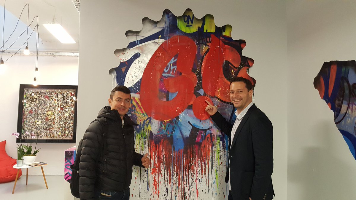 o_fabien's tweet photo. Quels locaux @Gamned ! On valide l'approche artistique chez @OathFR ! https://t.co/bLLLzYn6VR