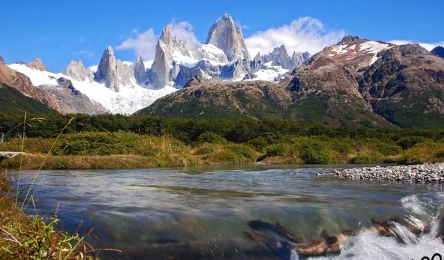 FlorBevacqua's tweet photo. Destino El Chalten-Santa Cruz "Capital Nacional del Trekking" @ChGaravaglia@radioqtucuman disfrutamos de los paisajes y comemos unas truchas https://t.co/0y4g52nnuP