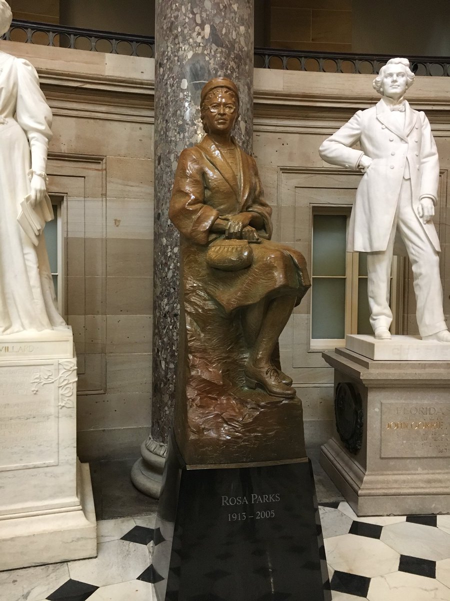 IAmMrsNall's tweet photo. Bus 2 at the Capitol Rotunda #AMSBDC #AR5 https://t.co/lBCfPaiDTB