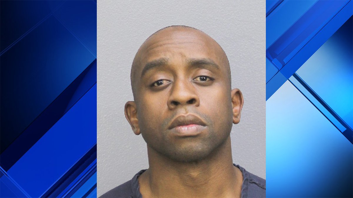 BSO deputy accused of sexually assaulting teenager bit.ly/2hRrVkB?source… https://t.co/oI8OxHmqmi