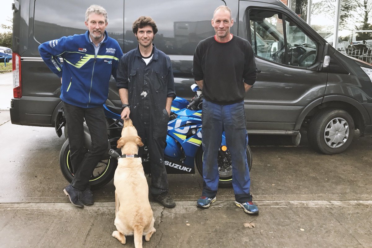 SuzukiBikesUK's tweet photo. Guy Martin, complete with pooch, picking up a new GSX-R1000 from @BandBSuzuki, that will see some @OfficialBSB action in 2018! https://t.co/cJfpjt53J6