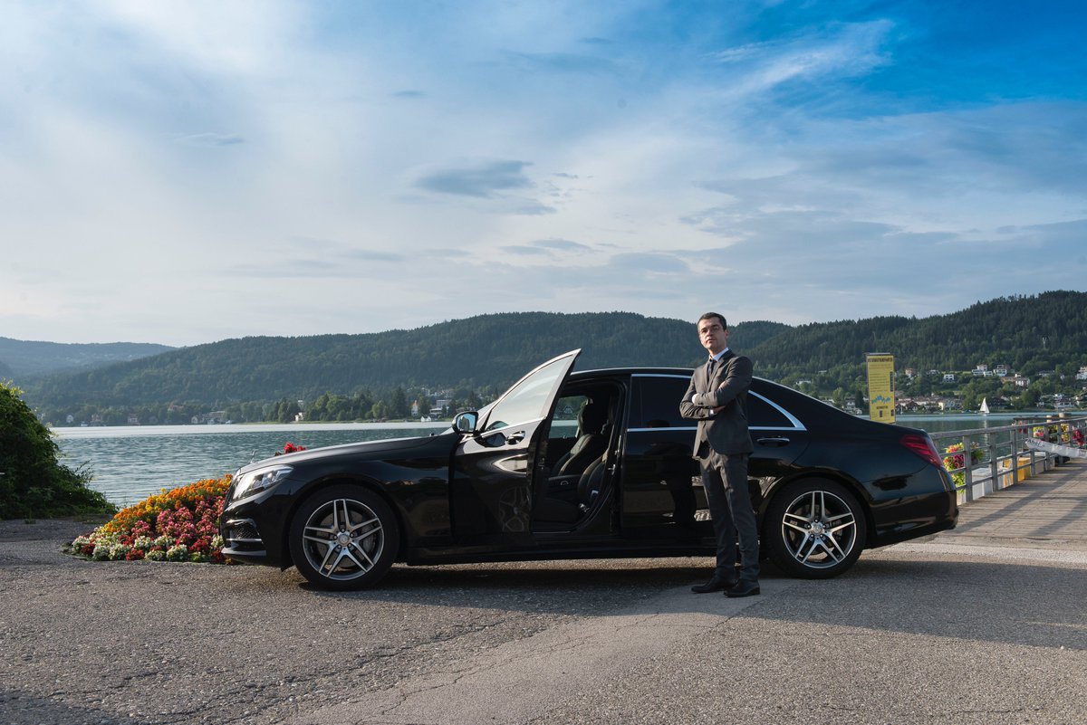 LSKtaxi's tweet photo. Carinthia Transfers – Your VIP Taxi Partner and Limousine Service around Klagenfurt. https://t.co/pnbL3urfGQ