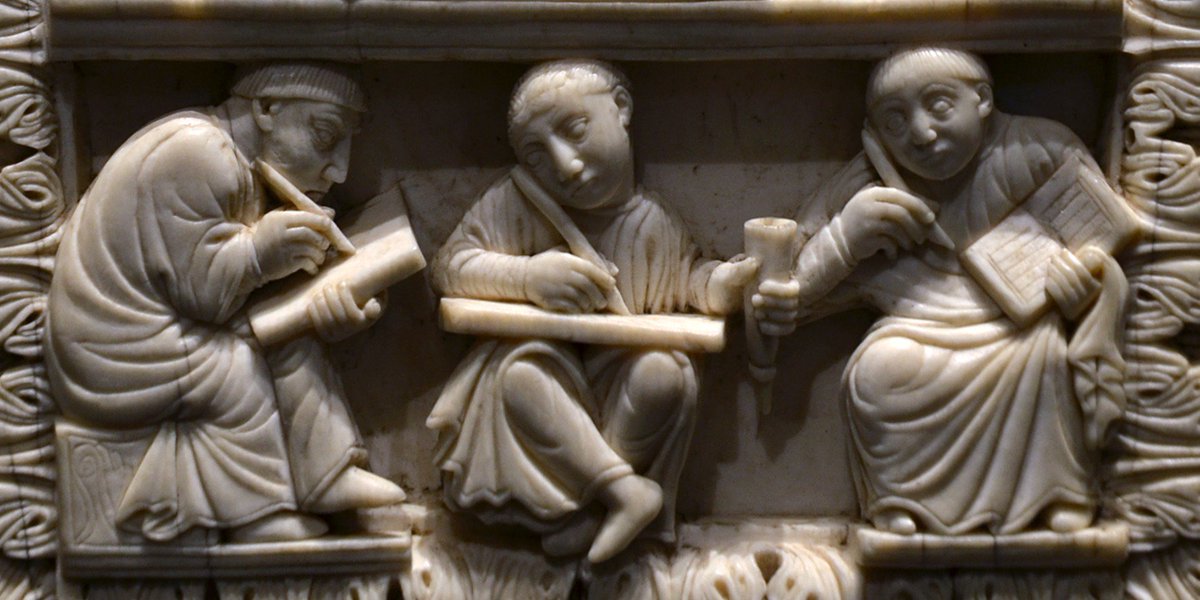 ParvaVox's tweet photo. Writing in #medieval times usually was a collaborative endeavour: Gregory the Great, a whispering dove &amp; scribal team in superb 10thC ivory https://t.co/ZtUL6rcDpo