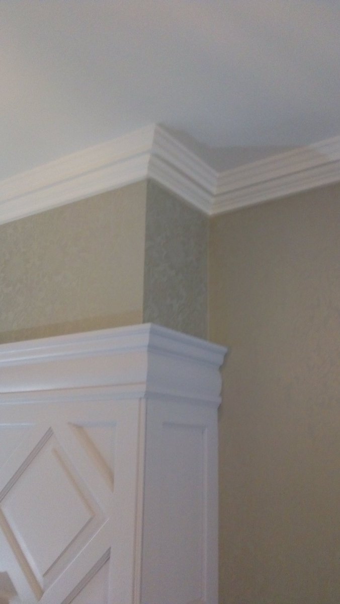 PGPdecorators's tweet photo. Great Work Paul D #wallpaper @WMorrisandCo #paint @ZoffanyFW #wallpaperhangers #decorating @SYMMdecorators #amersham https://t.co/1gAwqyHyRv