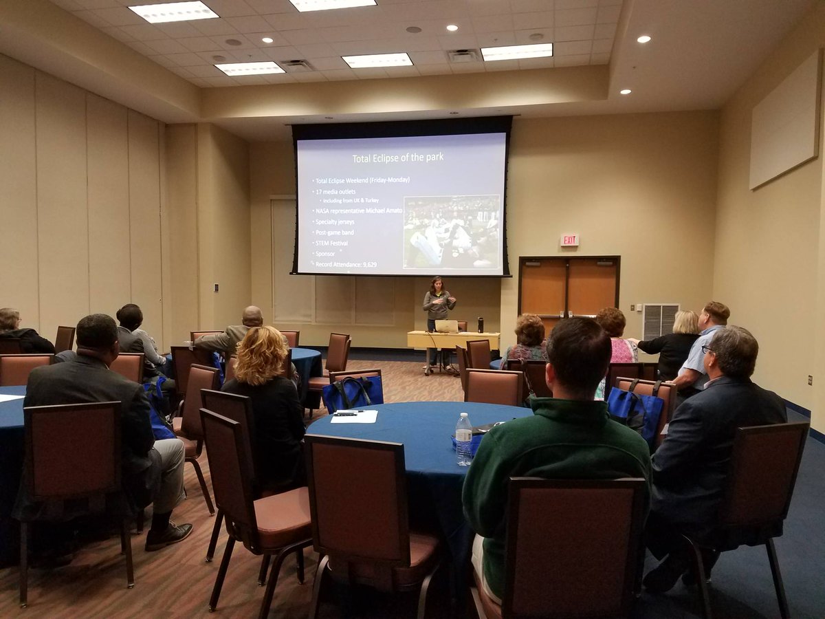 PMISCMidlands's tweet photo. Project Managing the Fireflies Total Eclipse of the Park Event.  #PDD2017 https://t.co/6ezSXHB9eM