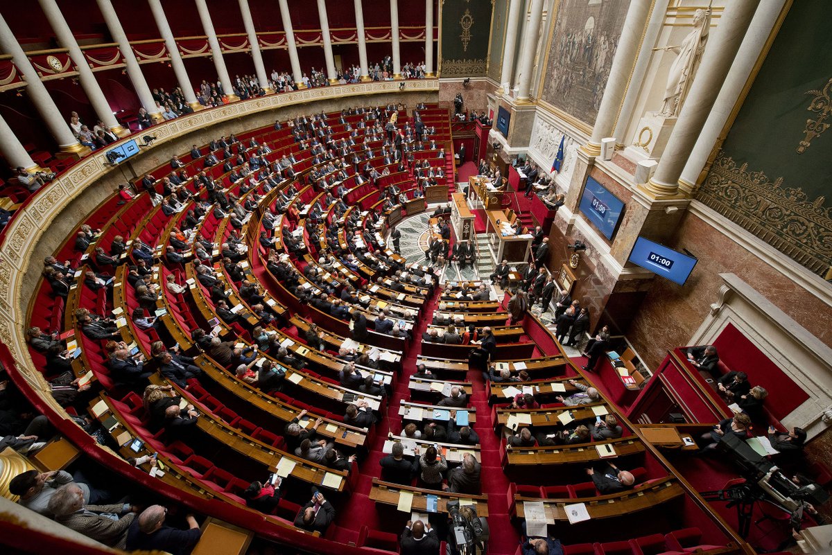 AssembleeNat's tweet image. #PLF2018 Les députés adoptent l'article 12 créant un impôt sur la fortune immobilière (#IFI) et supprimant l'#ISF #DirectAn