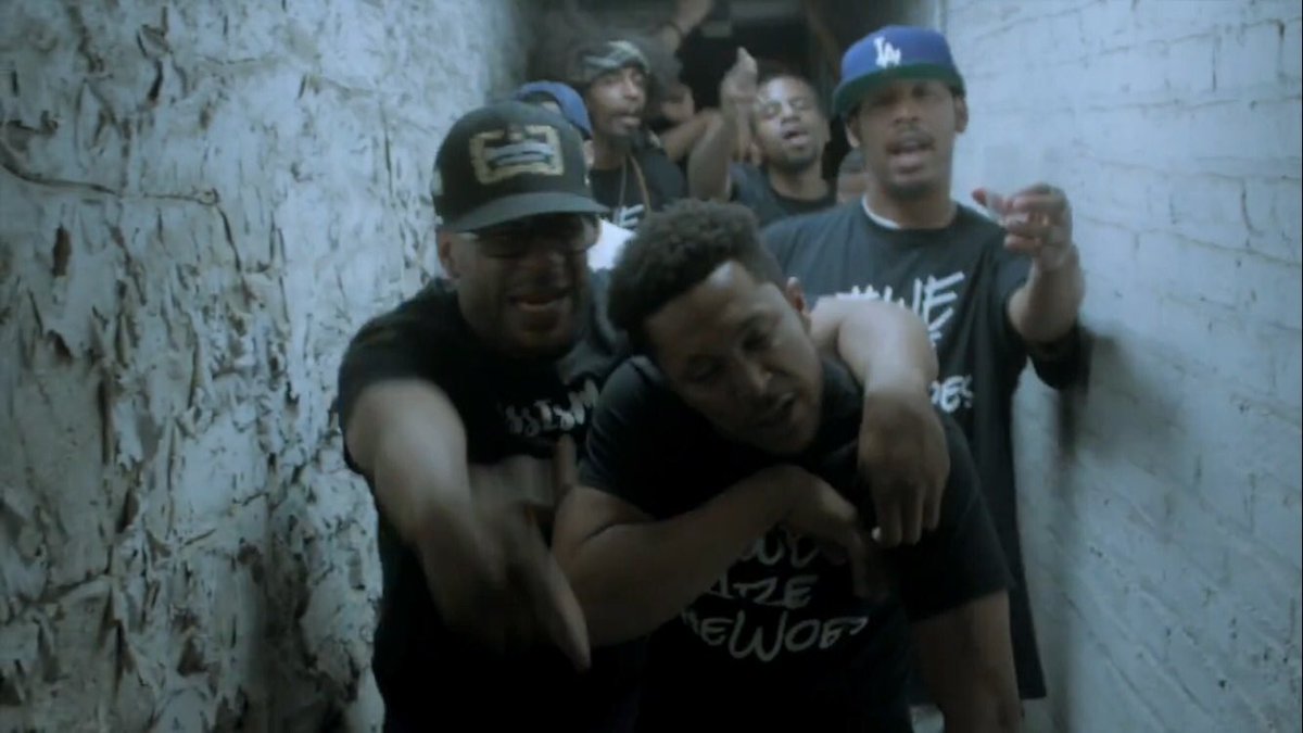 SheikhYwY's tweet photo. Aww man ~ We are the Woes the Woes are Us #Ablocc #FortGreene #WeAreTheWoes via @its_papixhu music video - الشيخ https://t.co/i8aW42F00v