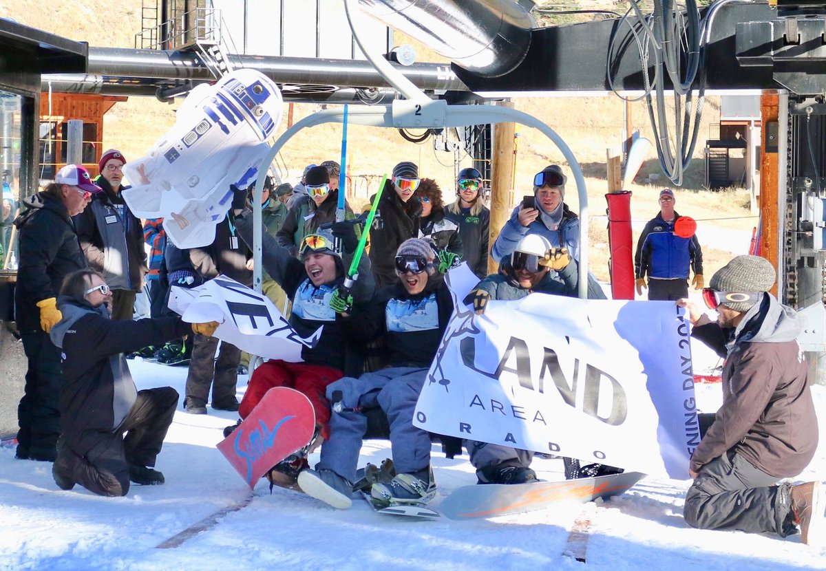 LovelandSkiArea's tweet photo. Open for the 2017-2018 season! 📸 Casey Day https://t.co/6bVA2K1bB5