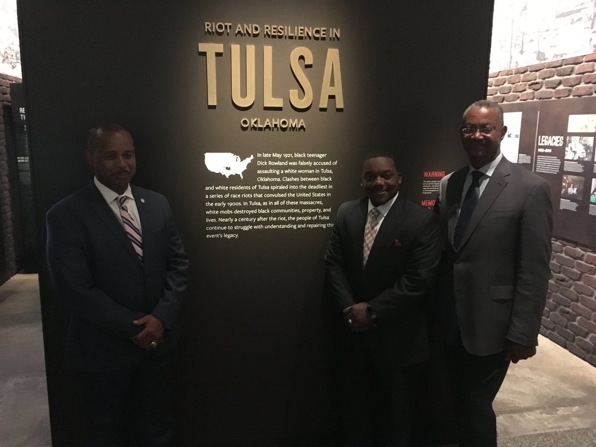 Russell Mills tweet media