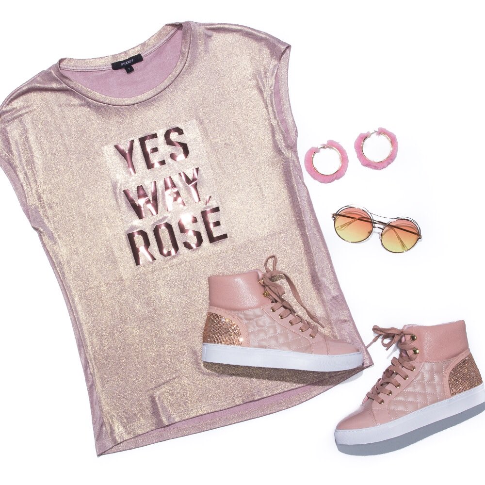 studiofmexico's tweet photo. Pink Friday by #StudioFMéxico #YoSoyPoderosa #PinkPower https://t.co/tUktWUb3AI